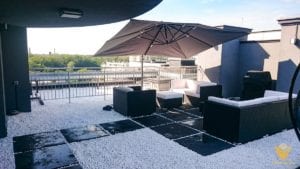 parasol ogrodowy na dachu